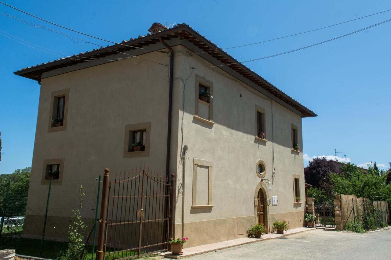 Antica Casa Del Glicine Apartment Poggibonsi Bagian luar foto