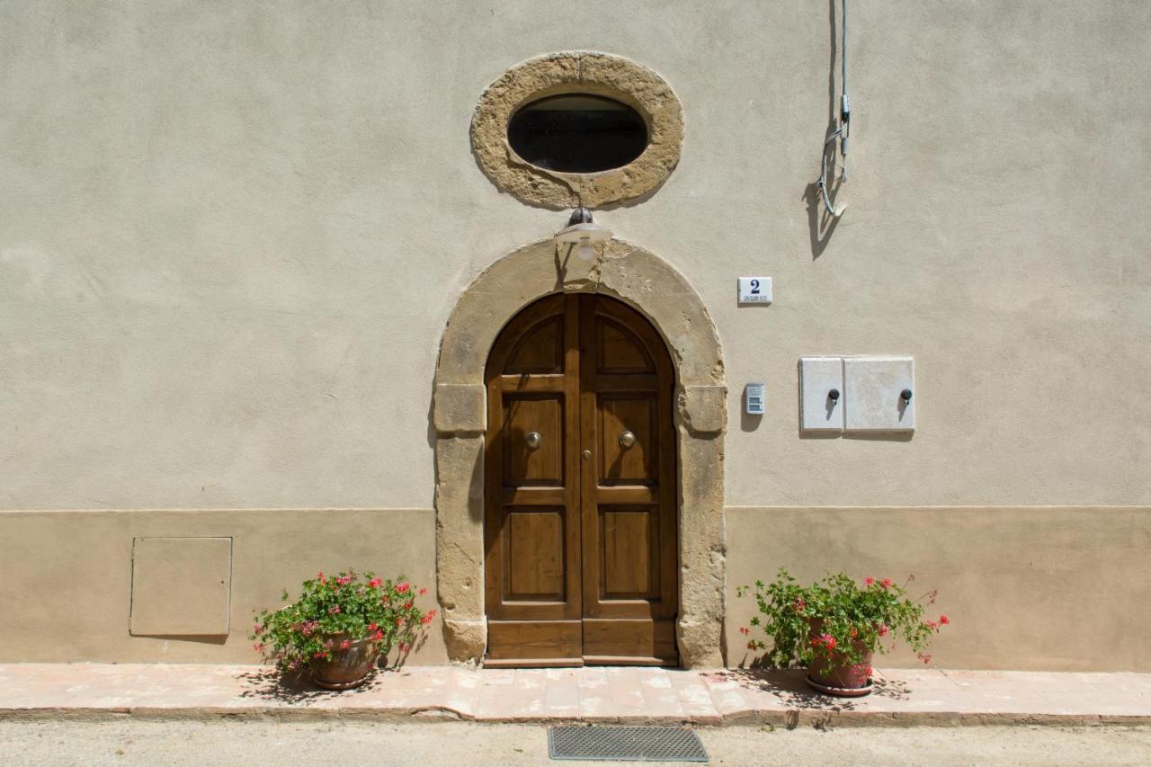 Antica Casa Del Glicine Apartment Poggibonsi Bagian luar foto