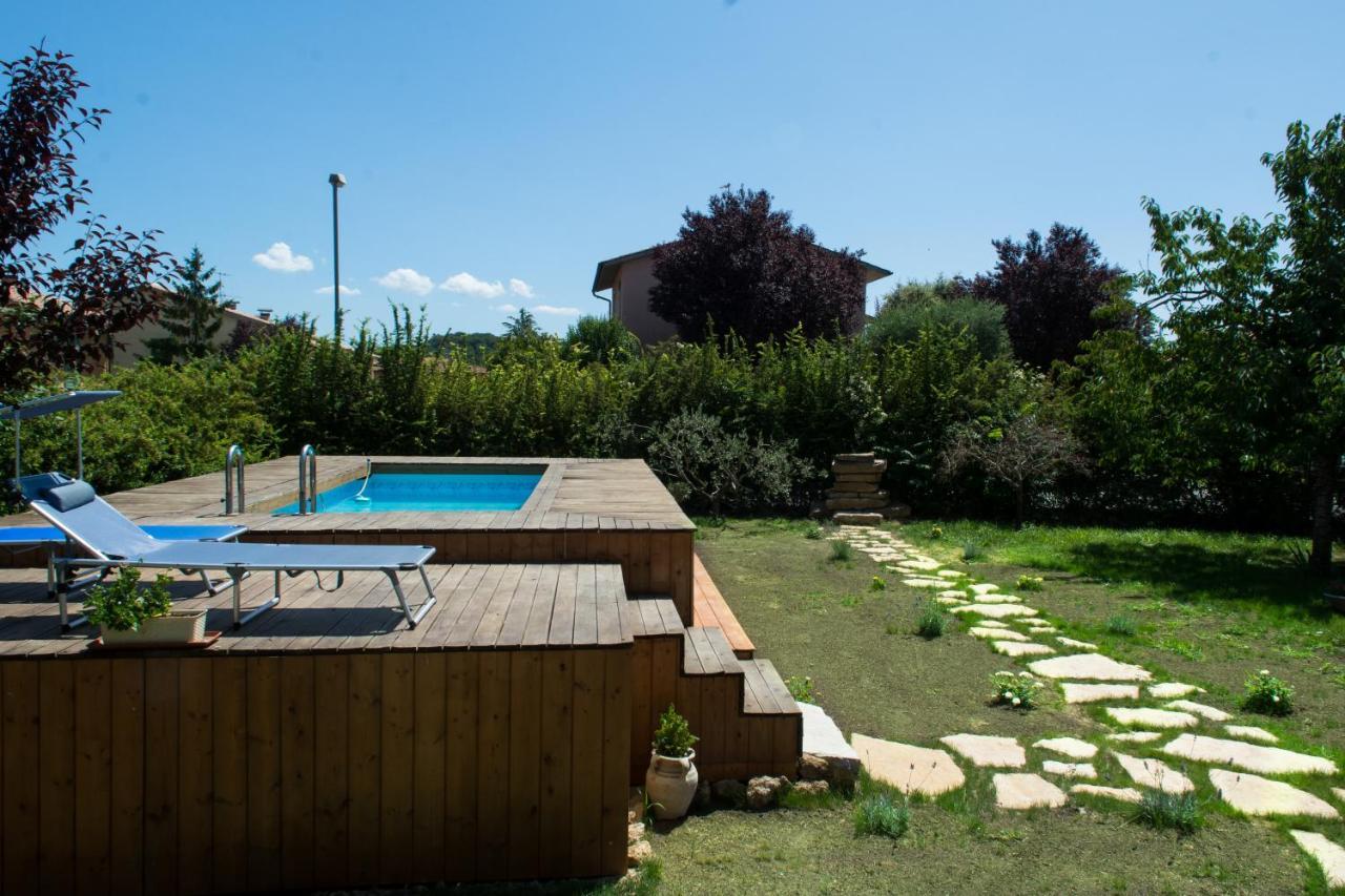 Antica Casa Del Glicine Apartment Poggibonsi Bagian luar foto