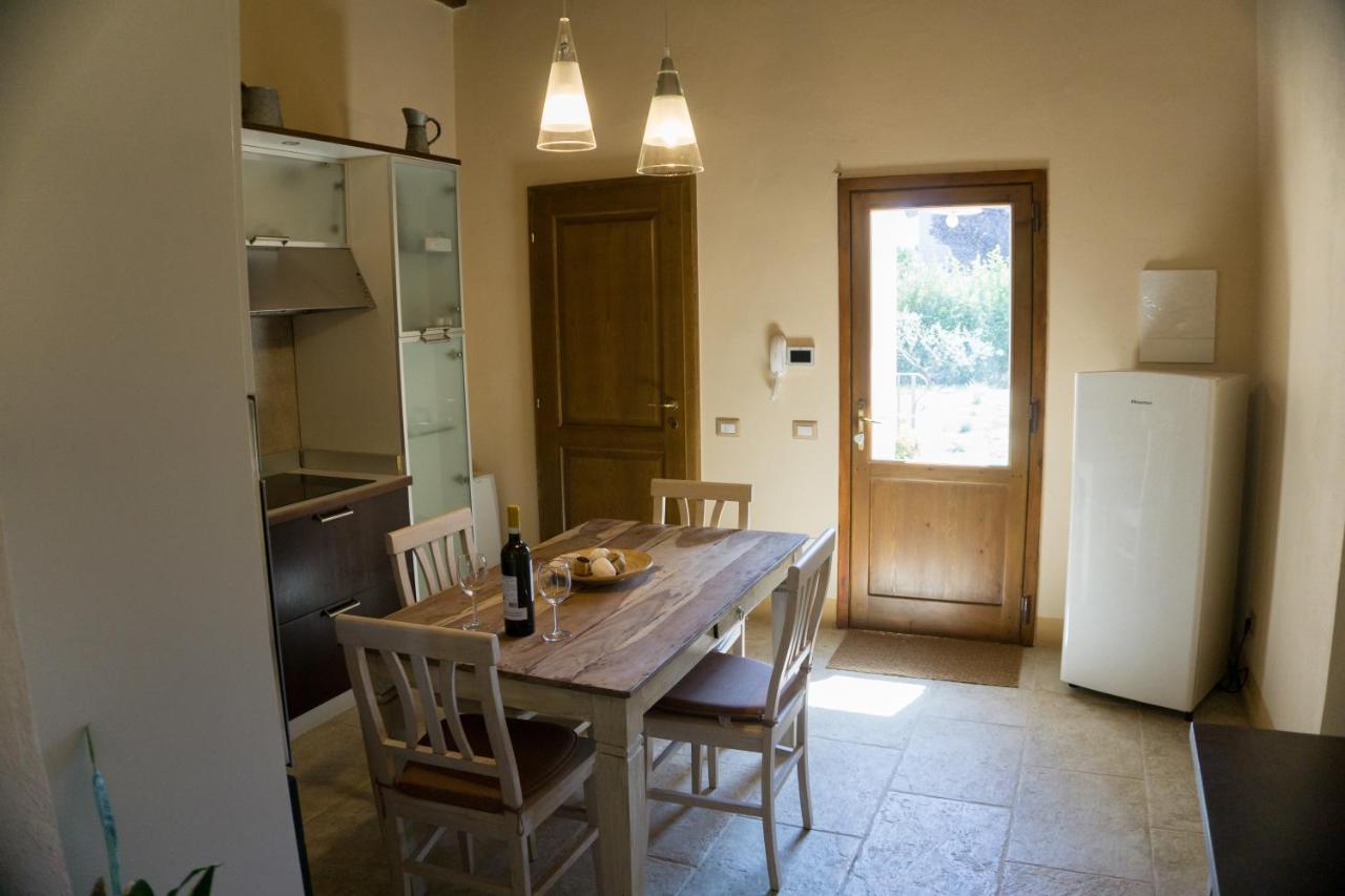Antica Casa Del Glicine Apartment Poggibonsi Bagian luar foto